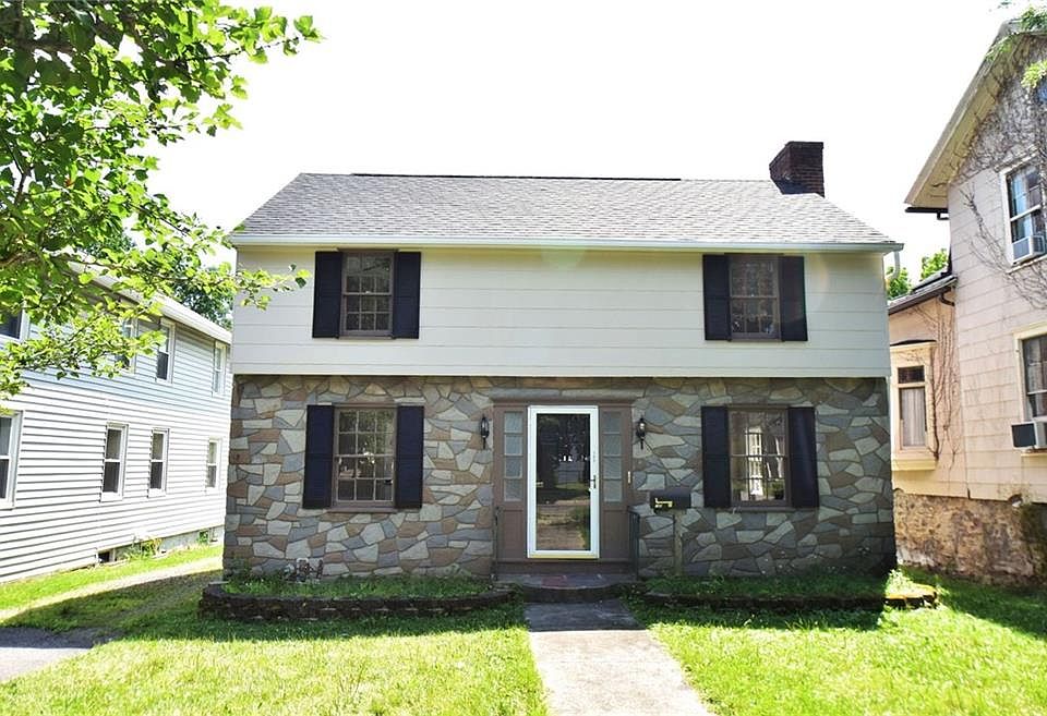 1st image of 195 Gibson St