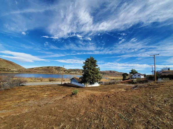 Chippewa Drive & Sandrock Dr, Lake Hughes, CA 93532
