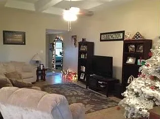 1600 Brook Ln — Photo 5