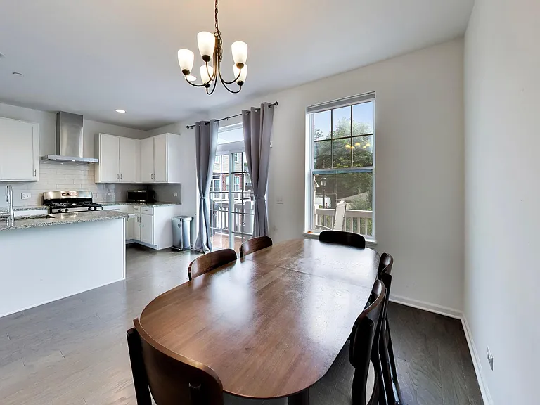 300 Capulina Ct — Photo 8