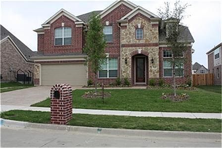 1st image of 716 Cowan Ln