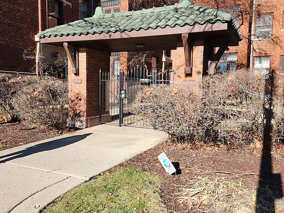 2nd image of 1150 Washington Blvd APT 1