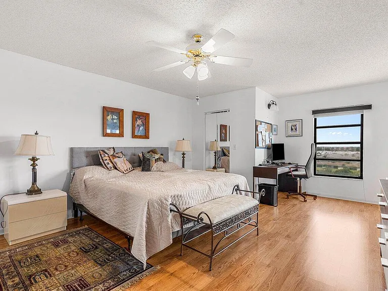 7310 Ashford Pl — Photo 14