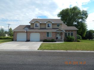 125 W 2 S, Sugar City, ID 83448