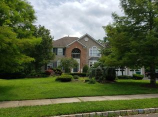 34 Spruce Meadows Dr, Monroe Township, NJ 08831