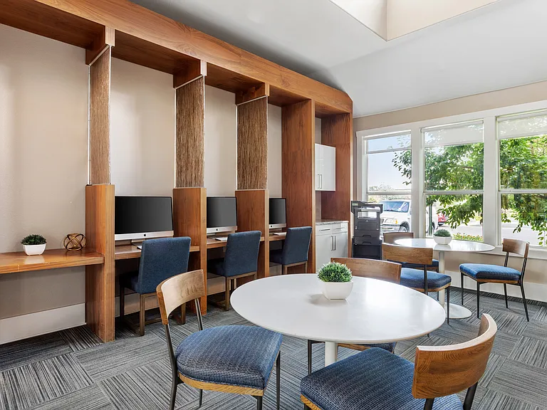 Professional workspaces designed for your lifestyle.