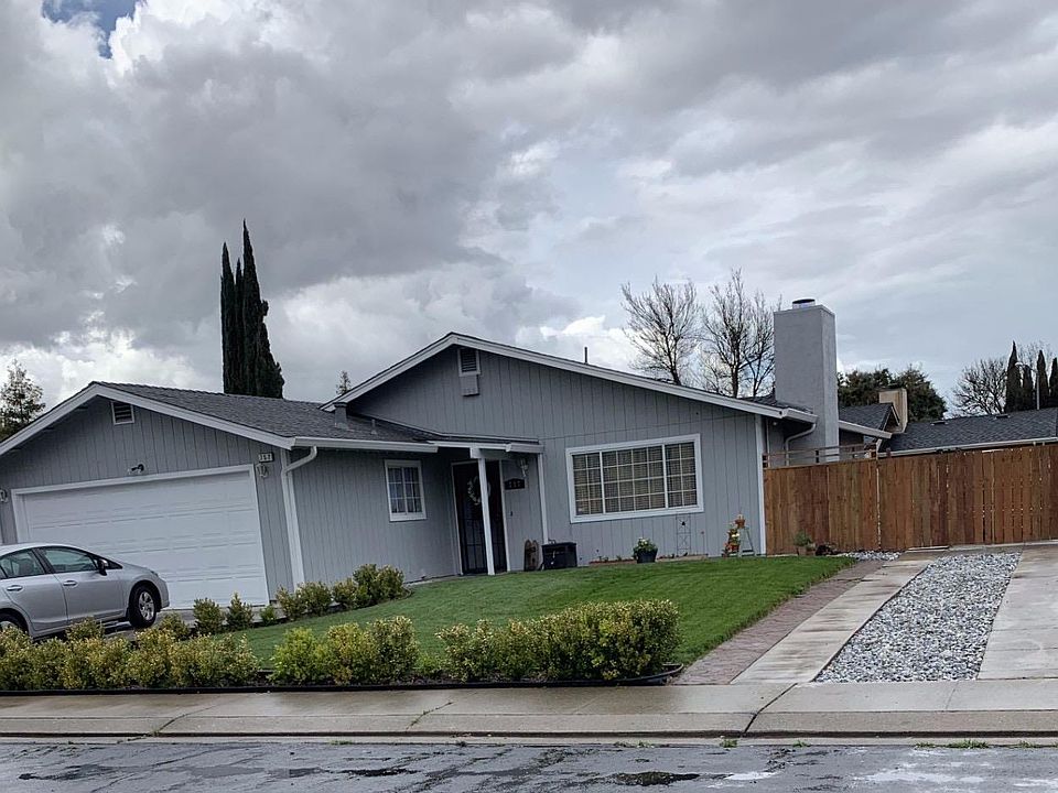 2nd image of 757 Canterbury Way