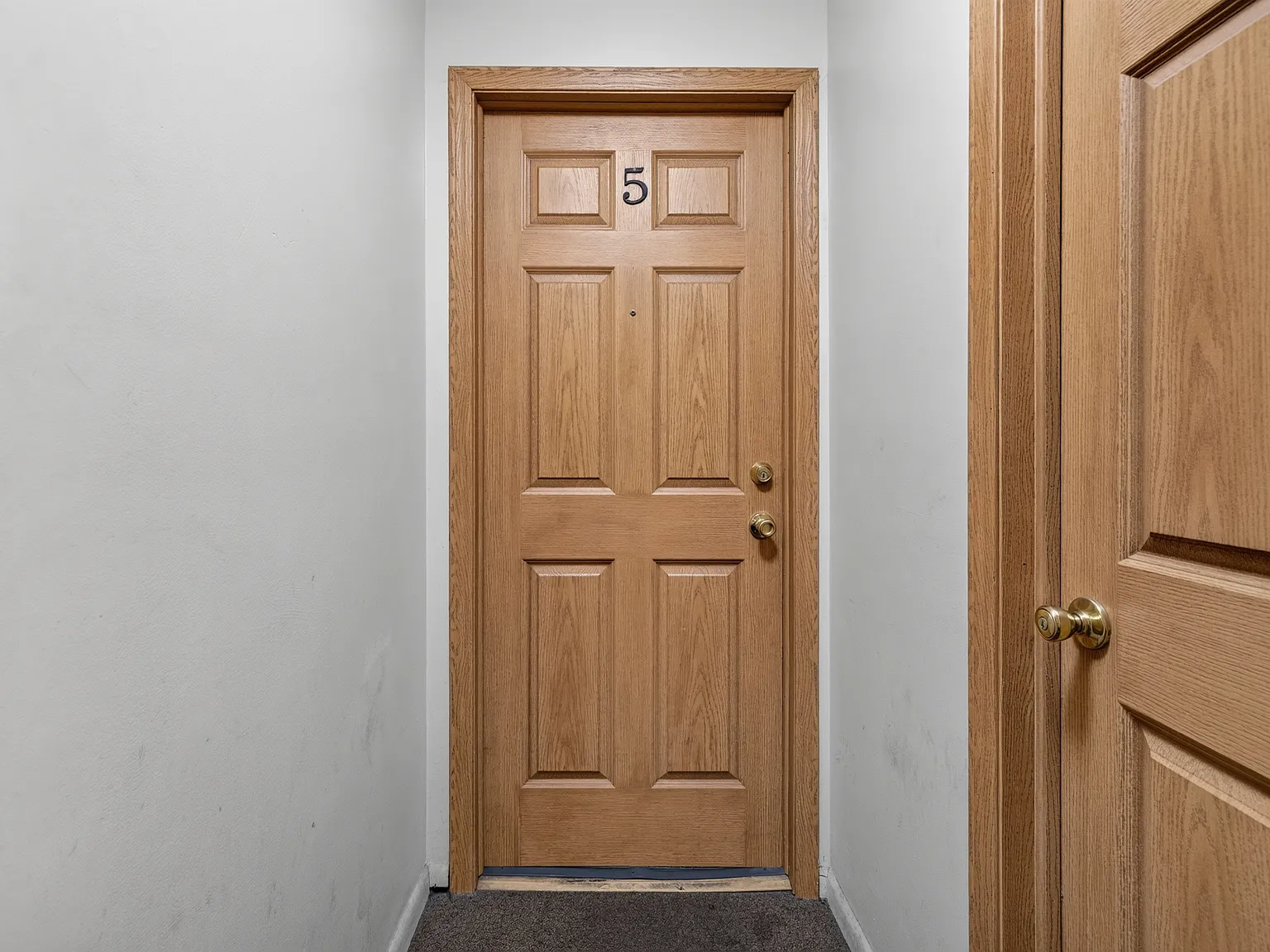 2 bed, 600 sqft, $995 — Photo 2