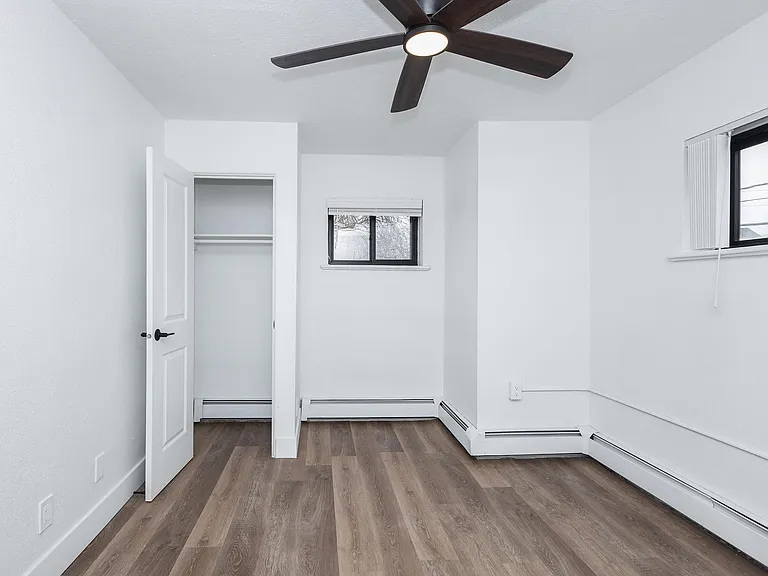 1301 E 33rd Ave — Photo 10