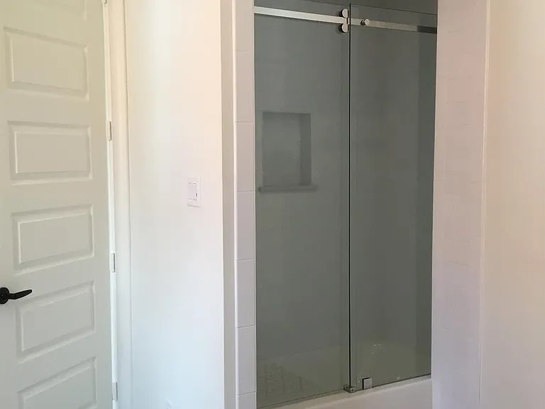 1116 Bartlett St #B — Photo 9