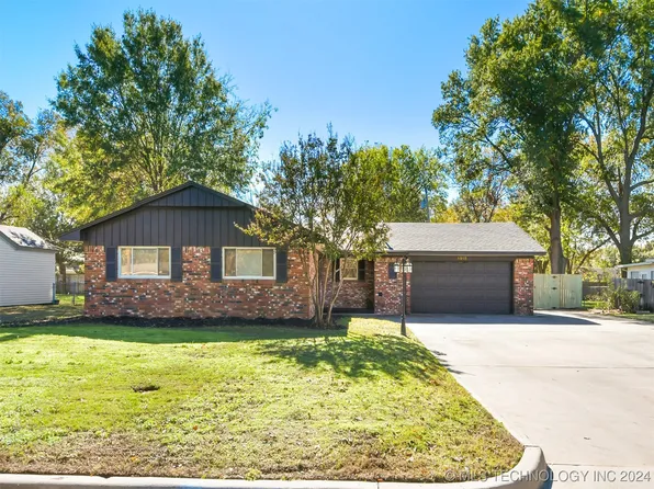 1916 Mockingbird Ln, Ardmore, OK 73401