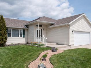 4853 Valley Dr NW, Rochester, MN 55901