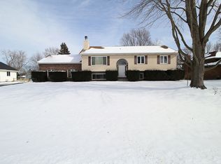 12965 S Hadfield Dr, Plainfield, IL