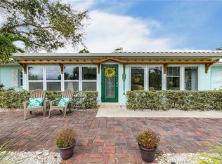 35A Dolphin Dr, Treasure Island, FL 33706