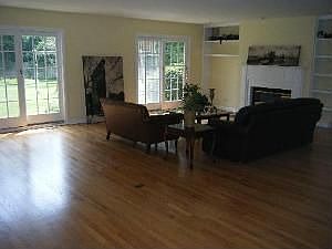 2nd image of 987 Oak Knoll Dr