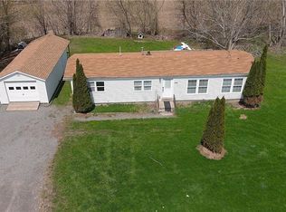 14343 W Lee Rd, Albion, NY 14411