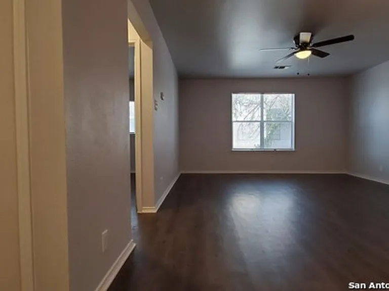538 Dukeway Dr #C — Photo 6