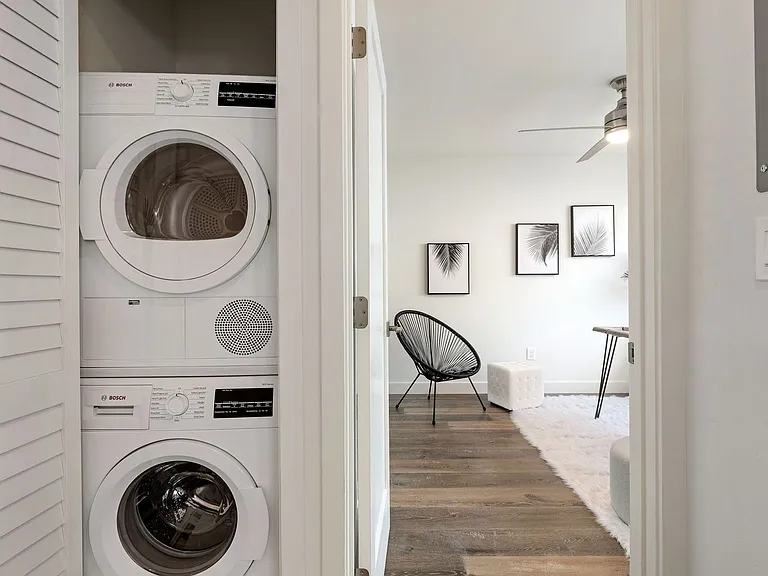 3450 Emerald (312 Calle Miramar LLC) — Photo 13