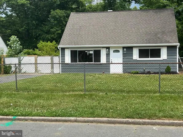 1004 Terrace Blvd, Ewing, NJ 08618