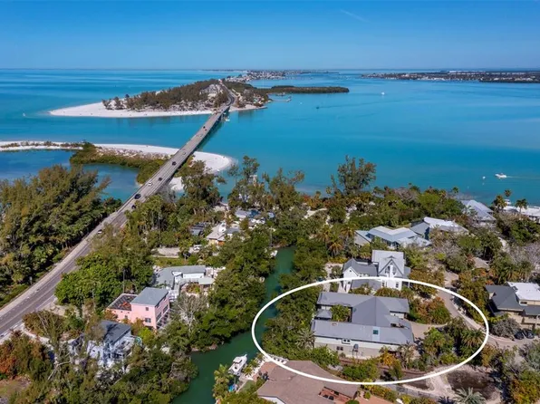 677 Lands End Dr, Longboat Key, FL 34228
