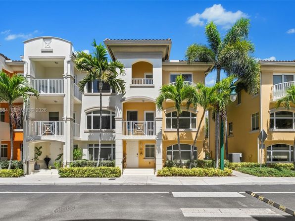 18413 NE 27th Ct #18413