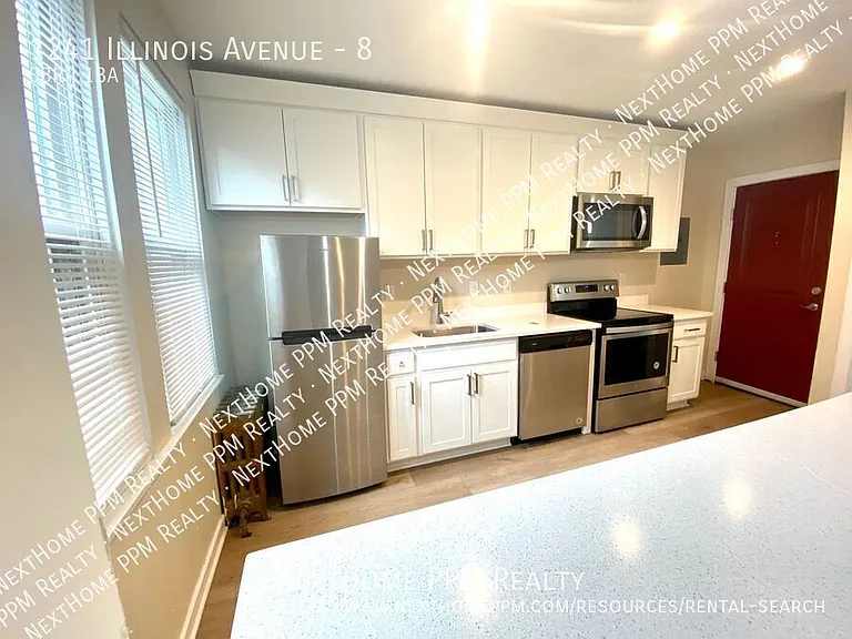 1241 Illinois Ave #8 — Photo 1