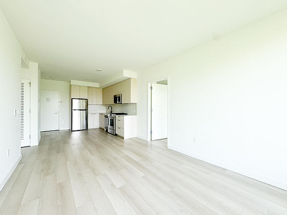 3rd image of 8829 153rd St #601