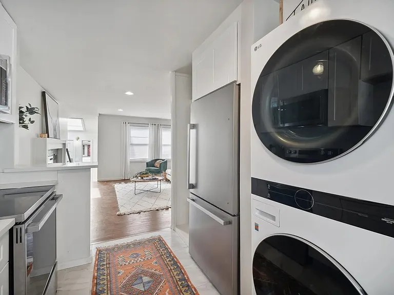 1417 E 38th Pl #A — Photo 11