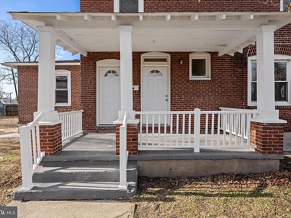 3rd image of 313 Delaware Ave
