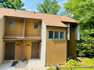360 Shenandoah Cir, Blacksburg, VA 24060