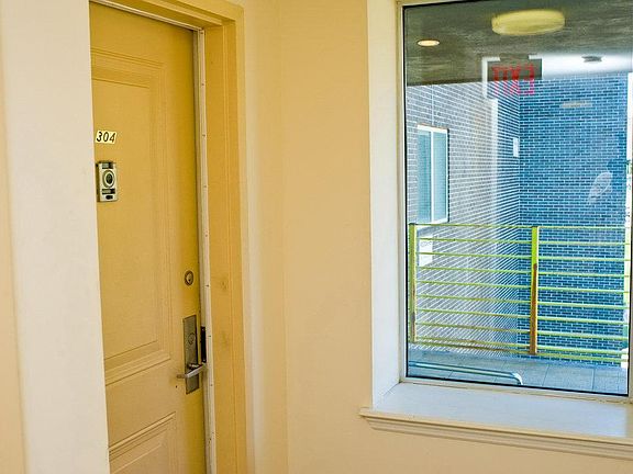 5th image of 40 W Brighton Ave APT 304