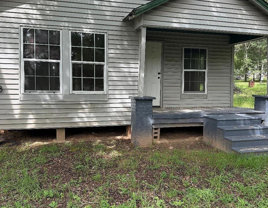 1st image of 808 Stokes St