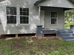 808 Stokes St, Crockett, TX 75835