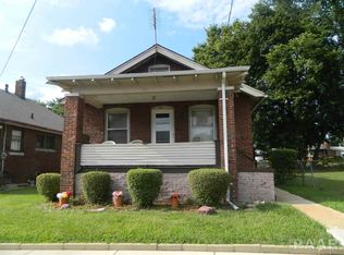 811 W Hanssler Pl, Peoria, IL