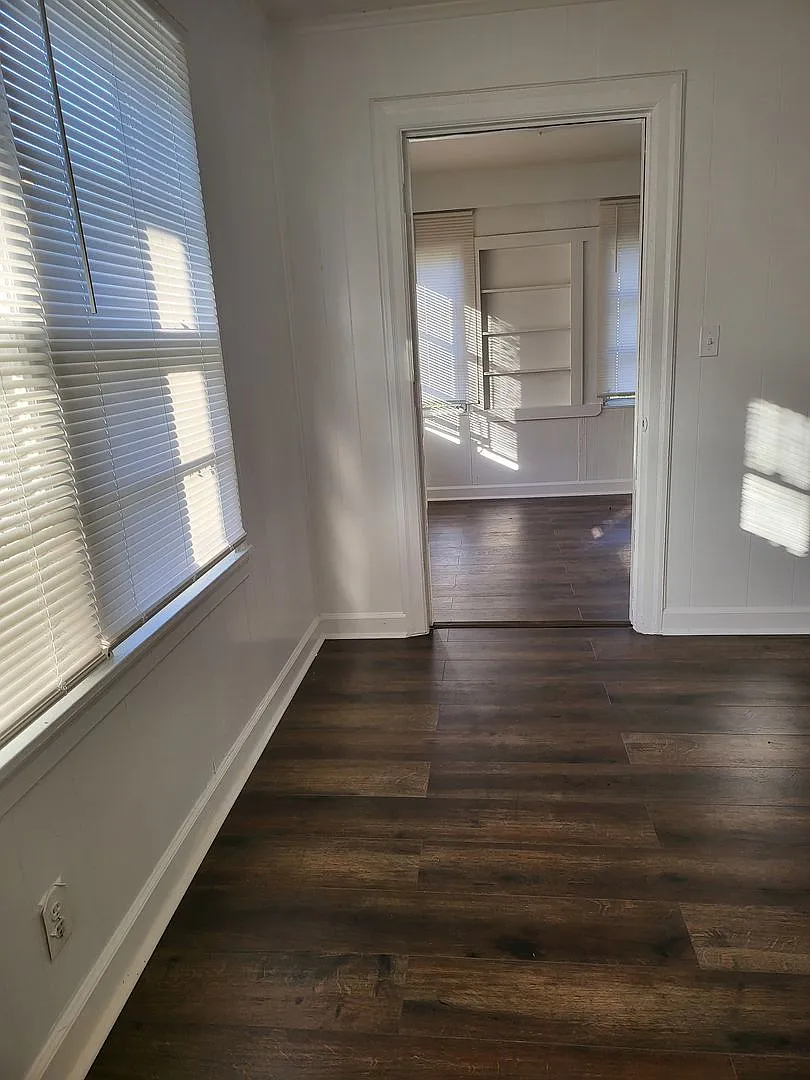 3 bdrm 1bath — Photo 4