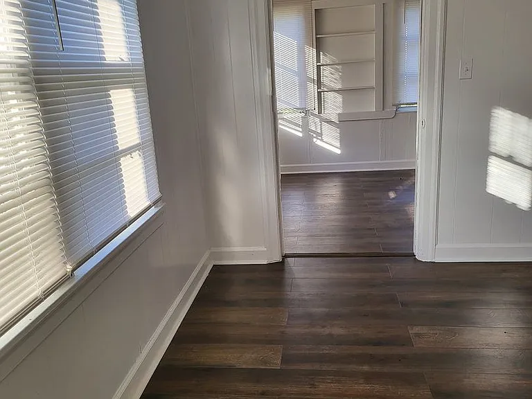 604 Morris Rd — Photo 4