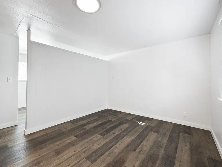 Flats at Delridge — Photo 11
