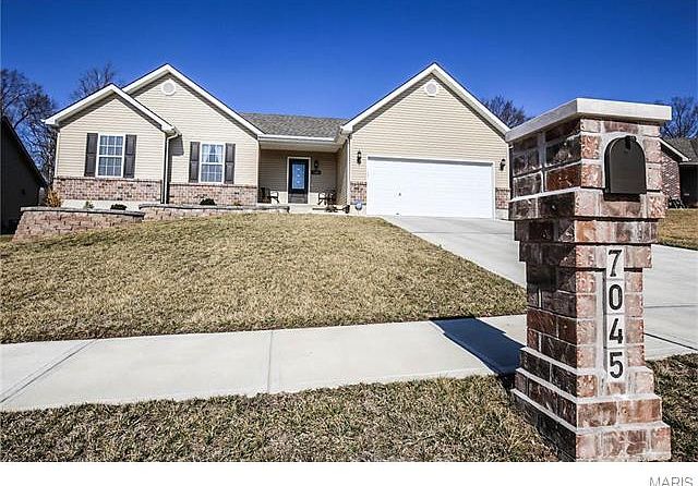 2nd image of 7045 Brooks Farm Dr