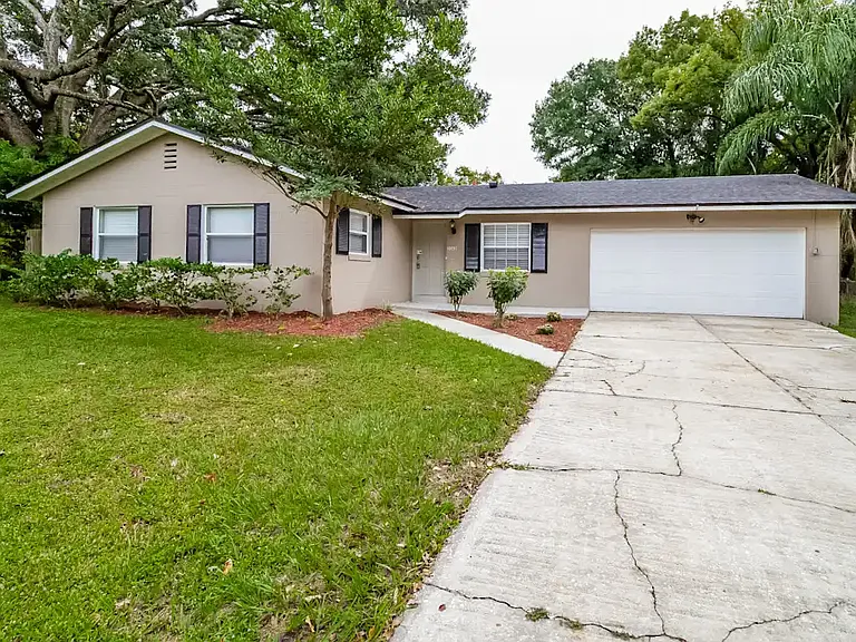 3326 Bougainvillea Dr — Photo 2