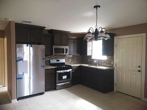 Furnished Kitchen