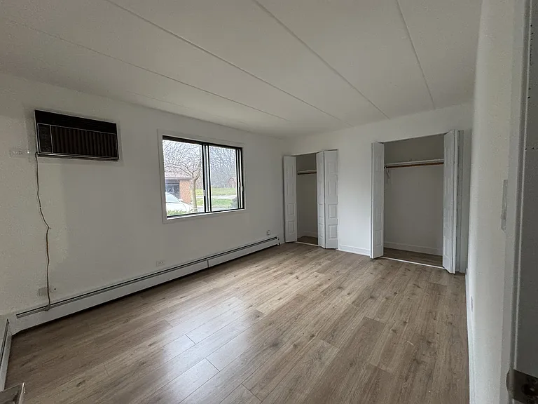9S304 Nantucket Dr #C — Photo 7