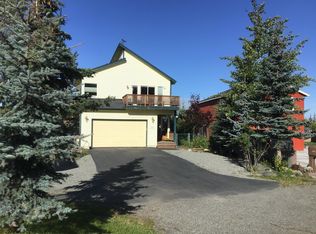 3657 Henderson Loop #B, Anchorage, AK 99507