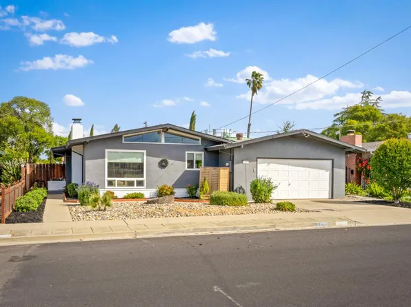 1430 Spruce St, Livermore, CA 94551