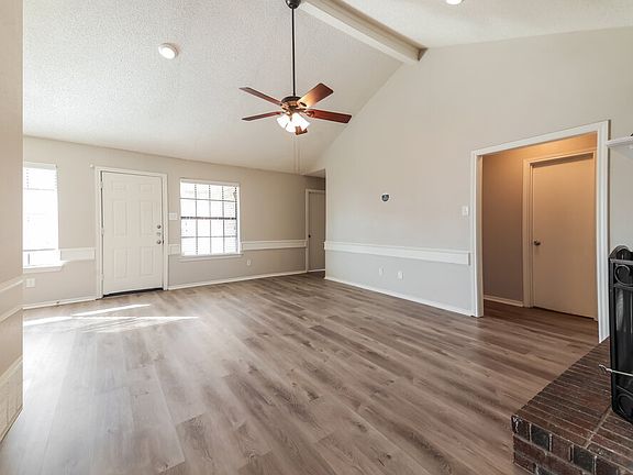4th image of 1317 Sparrow Ct