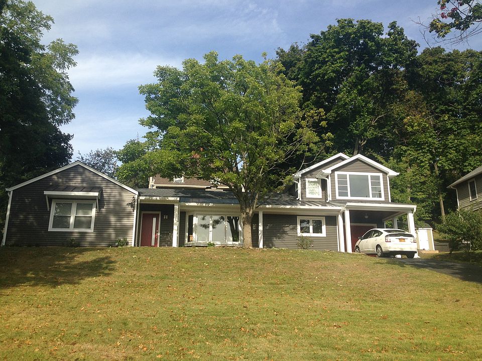 1st image of 170 N Franklin St
