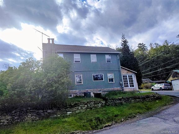 3rd image of 983 Plank Road