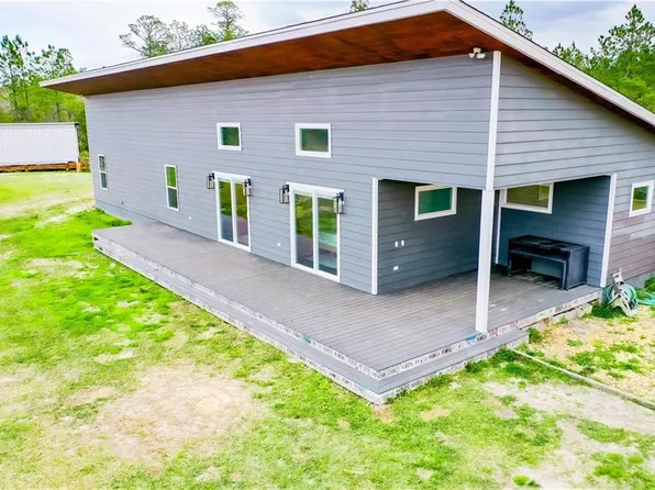 3935 Memorial Dr, Waycross, GA 31503