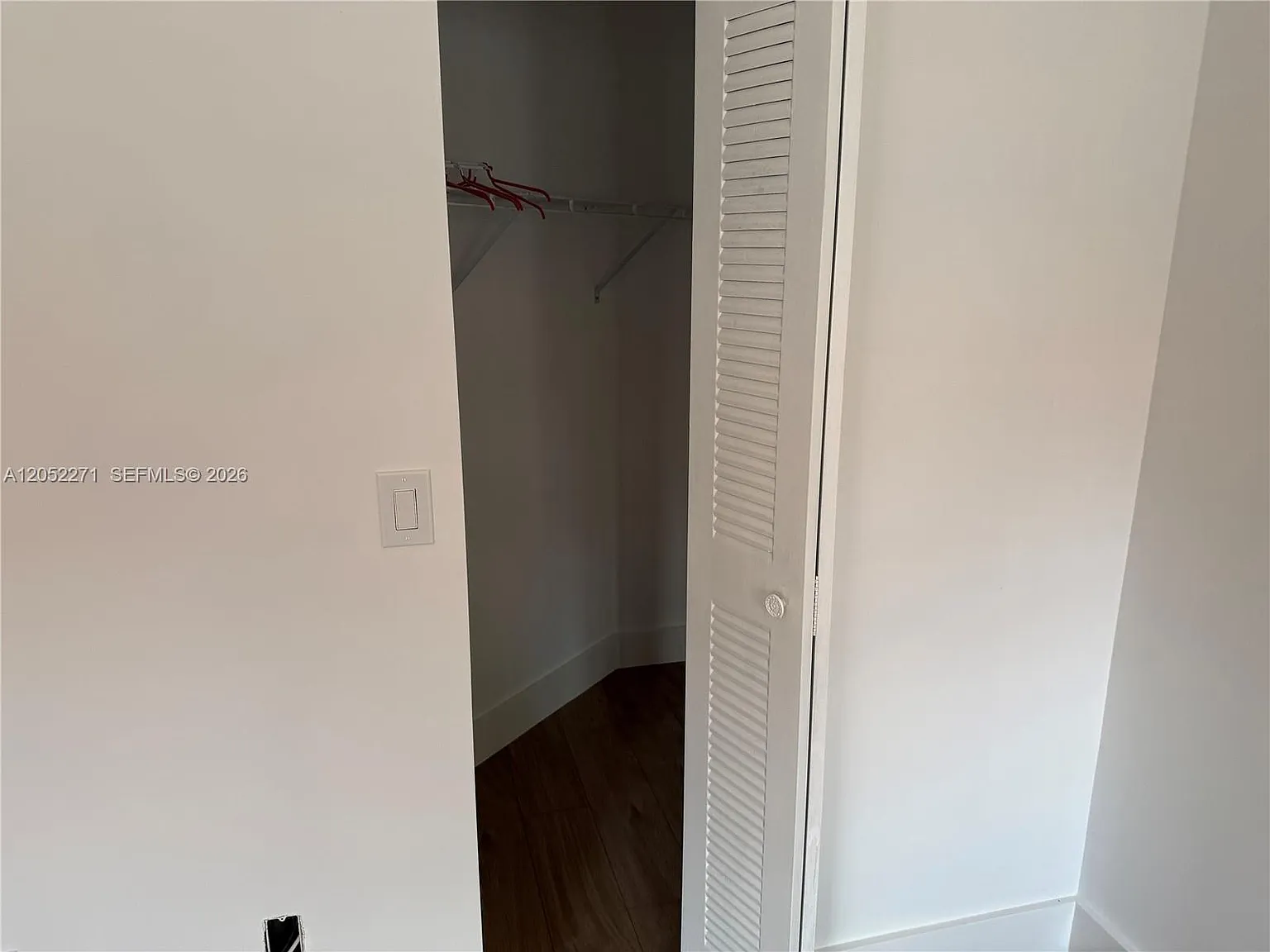 3 bed, 3.0 bath, $5,000 — Photo 3
