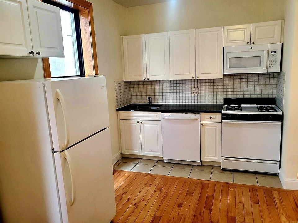 1st image of 631 Edgecombe Ave APT 3K