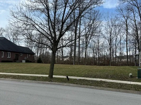 7244 Misty Woods Ln, Indianapolis, IN 46237